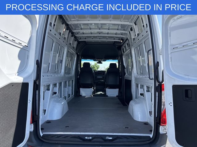 Used 2025 Mercedes-Benz Sprinter 2500 image 12