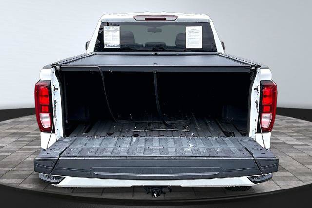 Used 2022 GMC Sierra 1500 Elevation w/ LPO, Elevation Black Package AWD/4WD image 18