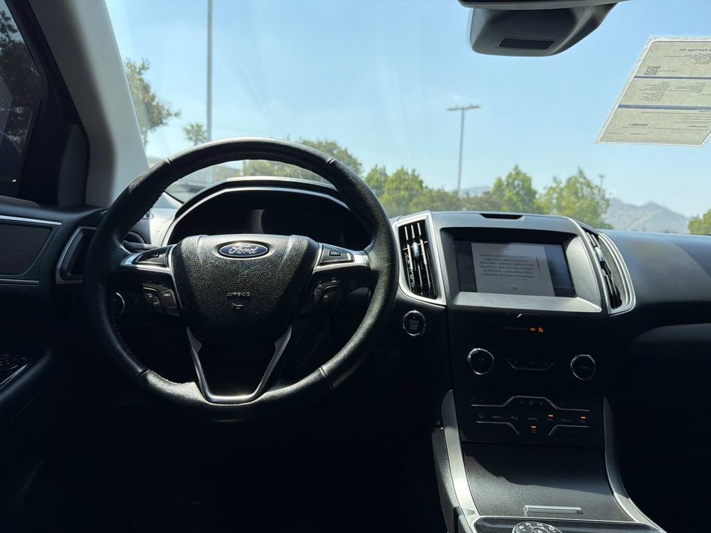 Certified 2020 Ford Edge SEL FWD image 11
