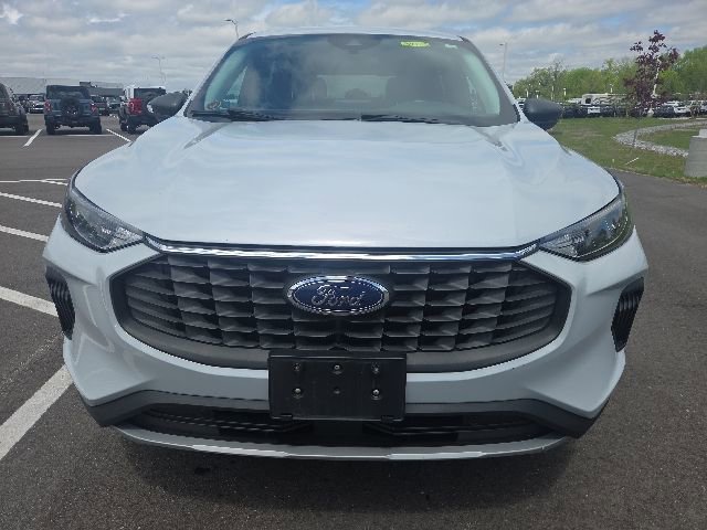 Certified 2025 Ford Escape Active AWD/4WD image 3