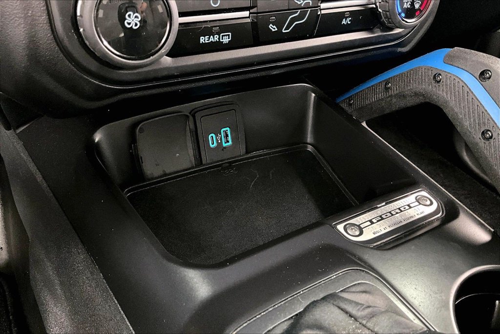 Certified 2024 Ford Bronco Black Diamond AWD/4WD image 32