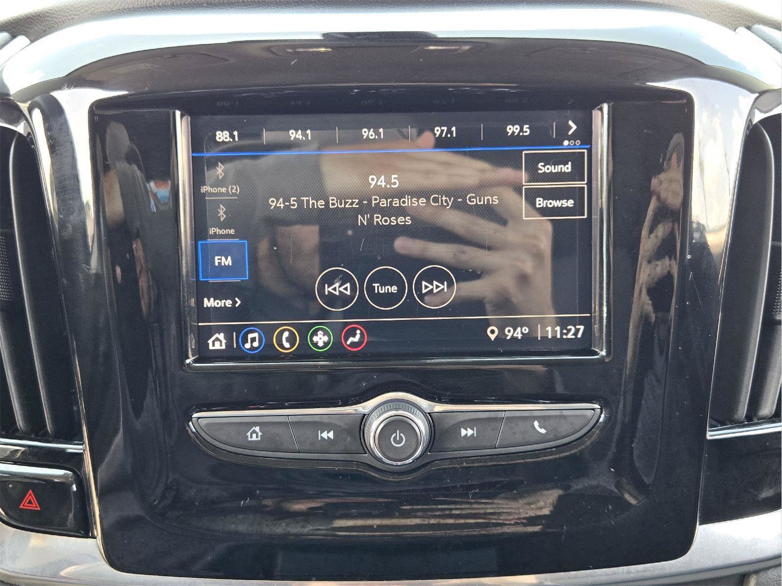 Used 2020 Chevrolet Traverse LS FWD image 15