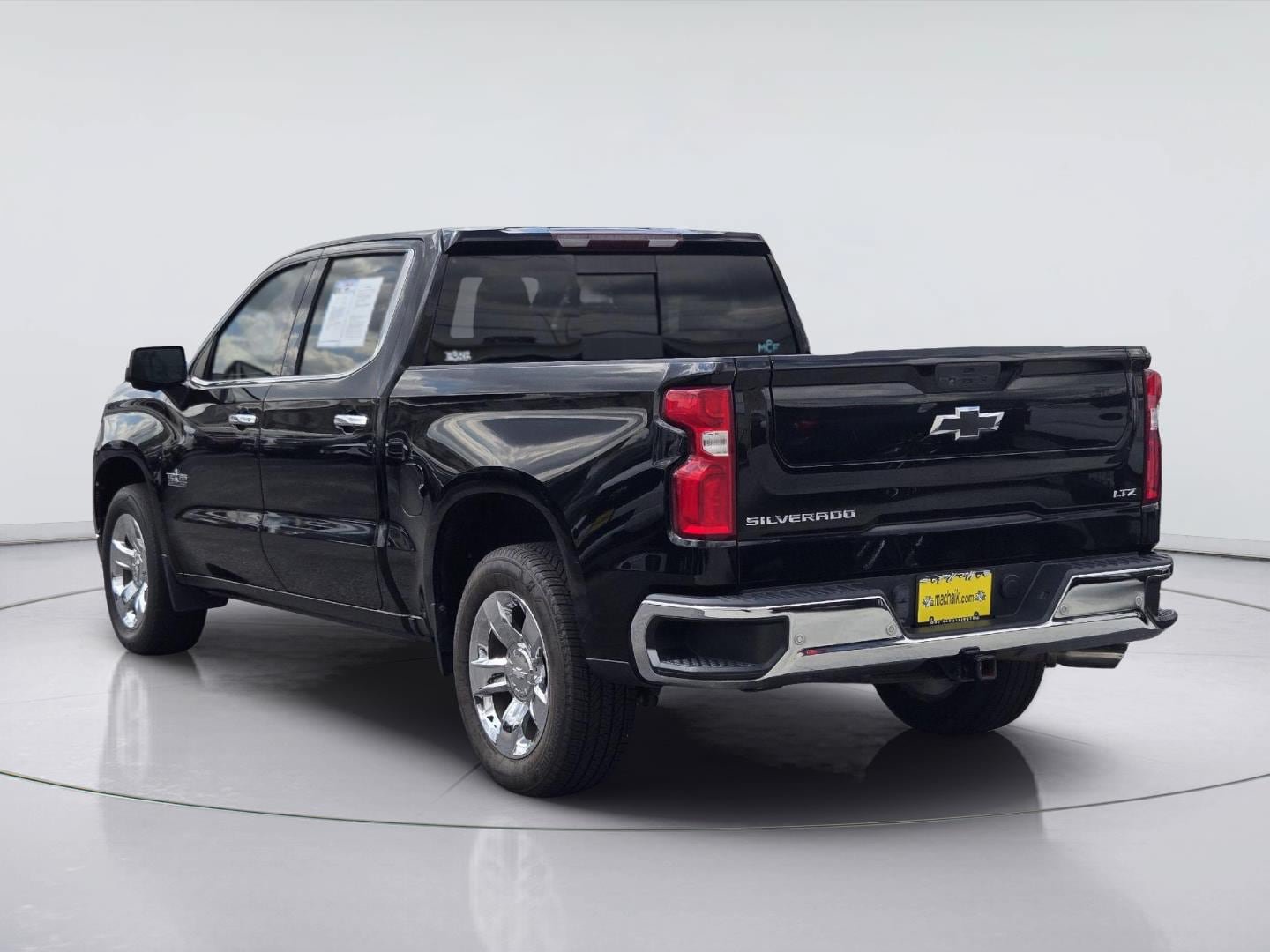 Used 2021 Chevrolet Silverado 1500 LTZ RWD image 8