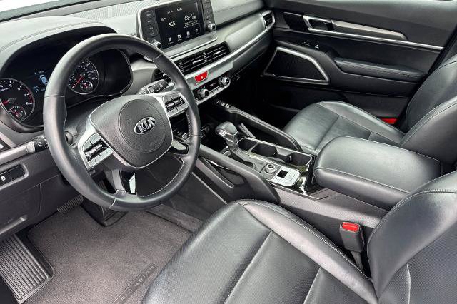 Used 2021 Kia Telluride S AWD/4WD image 3