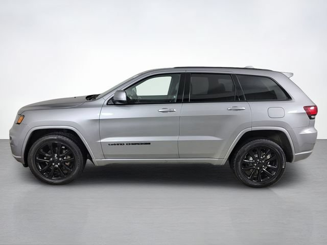 Used 2020 Jeep Grand Cherokee Altitude AWD/4WD image 6