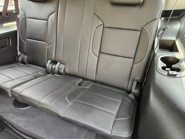 Used 2019 Chevrolet Suburban Premier RWD image 31
