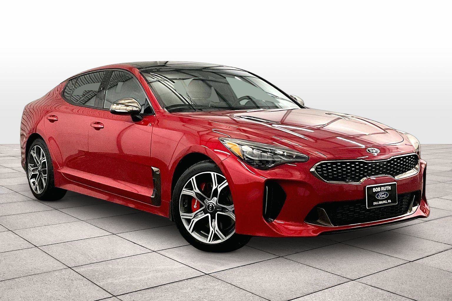 Used 2019 Kia Stinger GT1 image 2