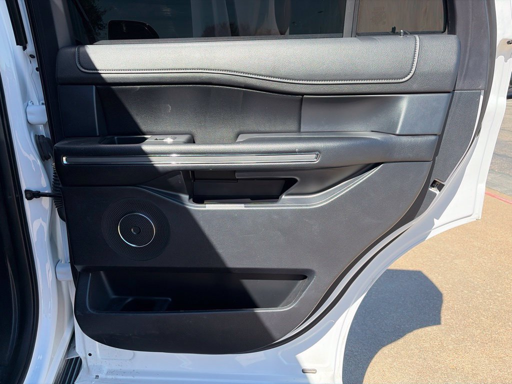Certified 2021 Ford Expedition XLT RWD image 13