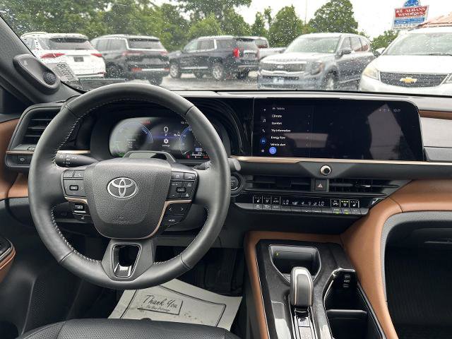 Used 2025 Toyota Crown w/ Advanced Technology Package AWD/4WD image 23