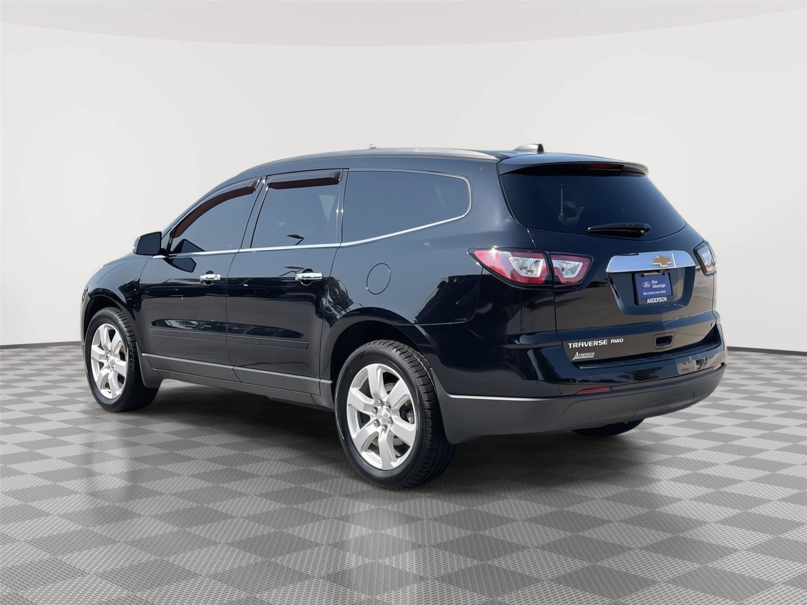 Used 2017 Chevrolet Traverse LT w/ Style and Technology Package AWD/4WD image 9