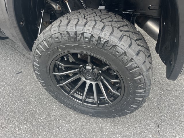Used 2025 Toyota Tundra Platinum AWD/4WD image 9