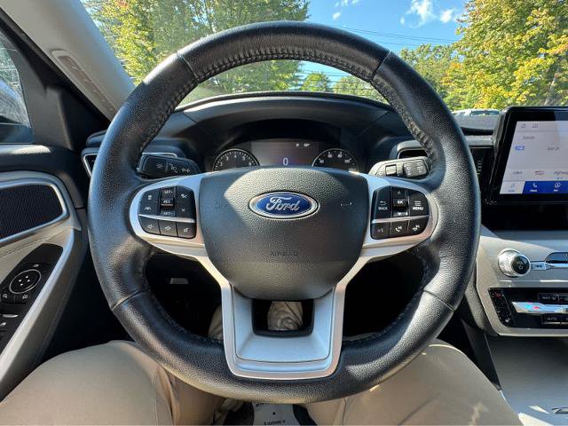 Certified 2023 Ford Explorer XLT w/ Equipment Group 202A AWD/4WD image 18