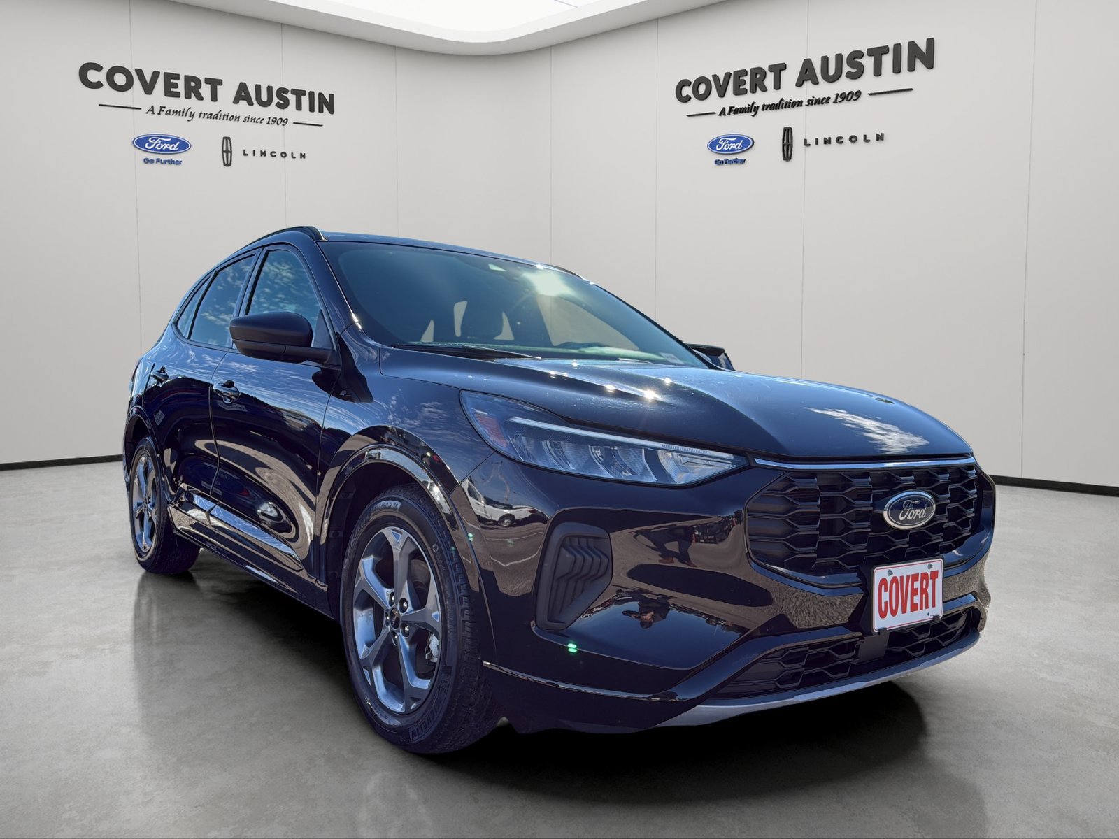 Certified 2023 Ford Escape ST-Line w/ Tech Pack #1 FWD image 7