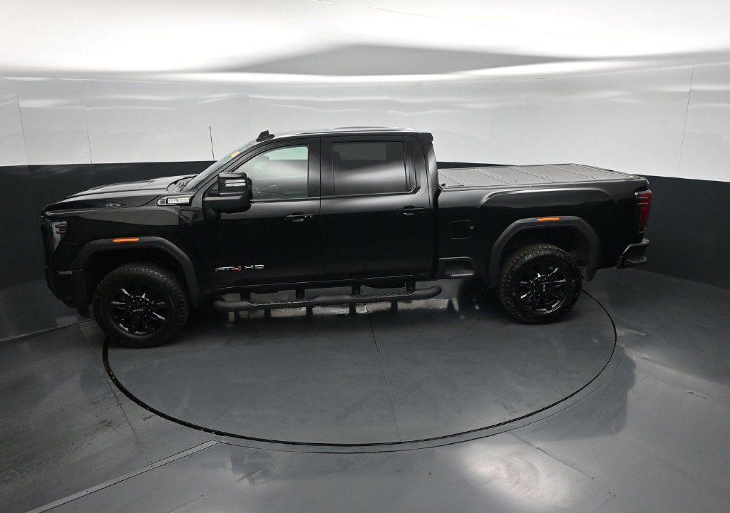 Used 2024 GMC Sierra 2500 AT4 w/ Technology Package AWD/4WD image 40