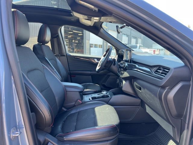 Certified 2023 Ford Escape ST-Line image 11