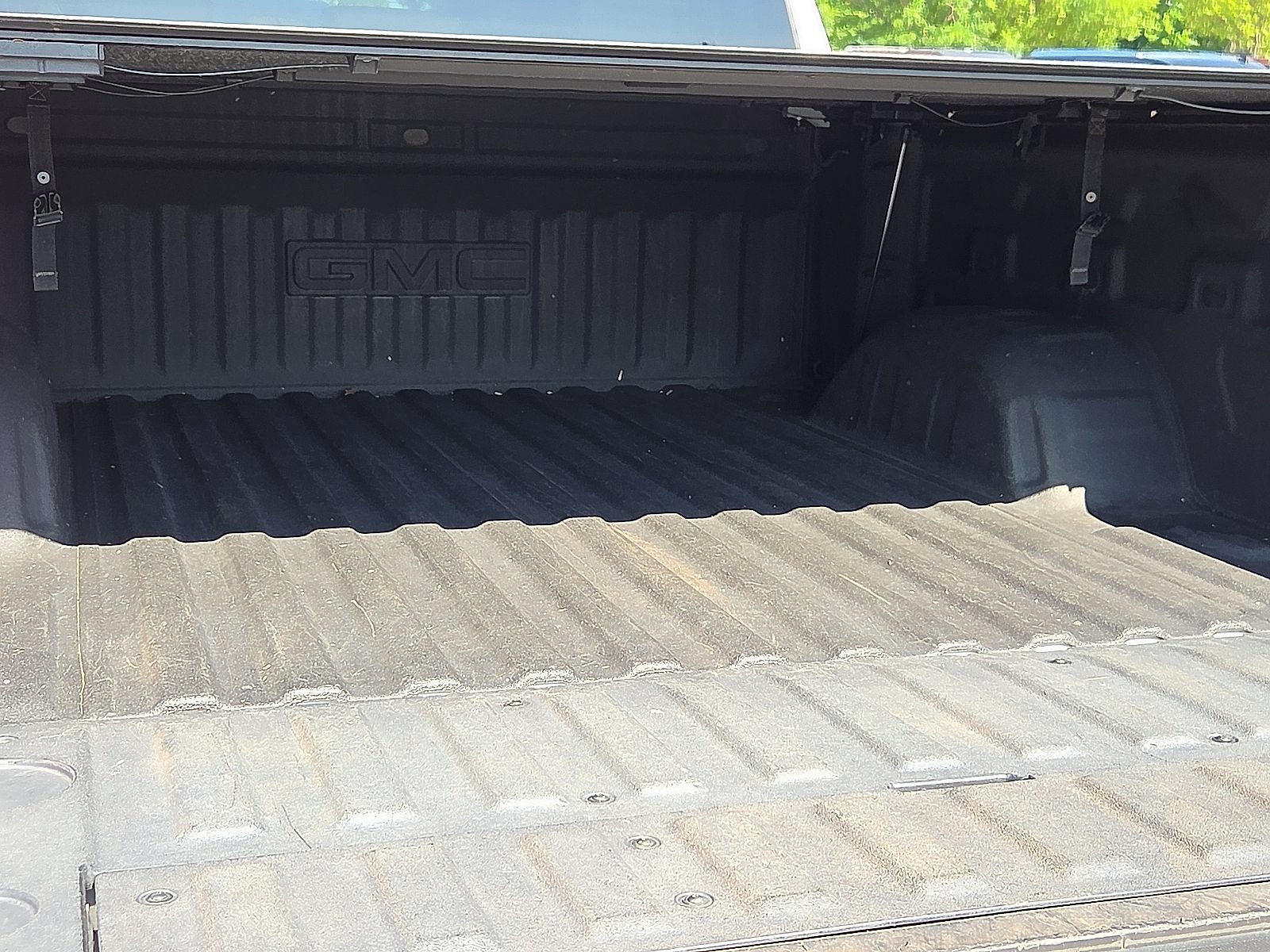 Used 2021 GMC Sierra 1500 SLT AWD/4WD image 8
