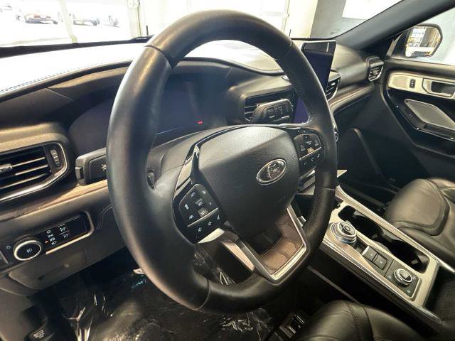 Certified 2023 Ford Explorer Platinum w/ Technology Package image 9