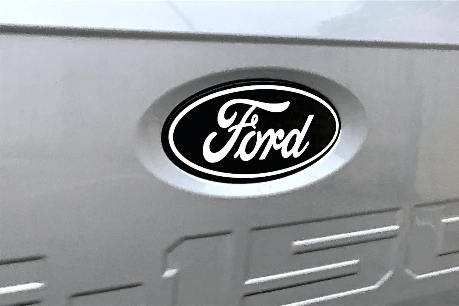 Certified 2024 Ford F150 XLT w/ Equipment Group 302A MID AWD/4WD image 31