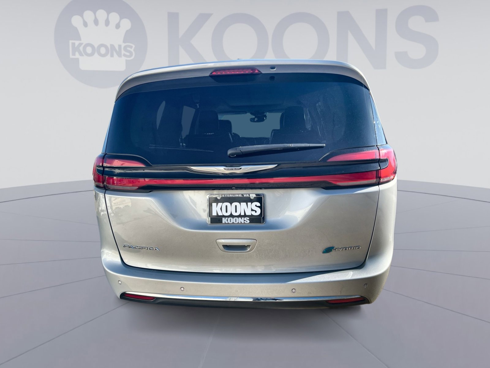 Used 2023 Chrysler Pacifica Limited image 4