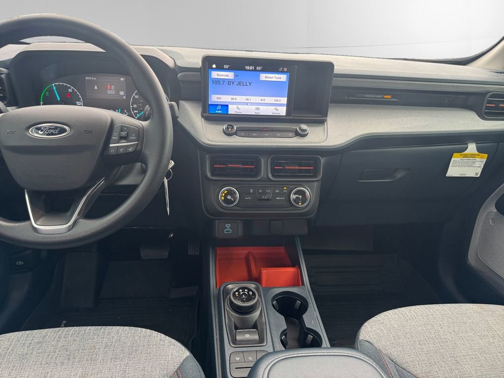 Certified 2024 Ford Maverick XLT image 11