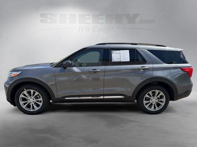Certified 2023 Ford Explorer XLT w/ Equipment Group 202A image 2