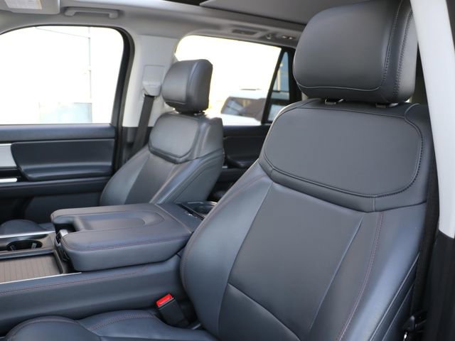 Certified 2025 Ford Expedition Active AWD/4WD image 21