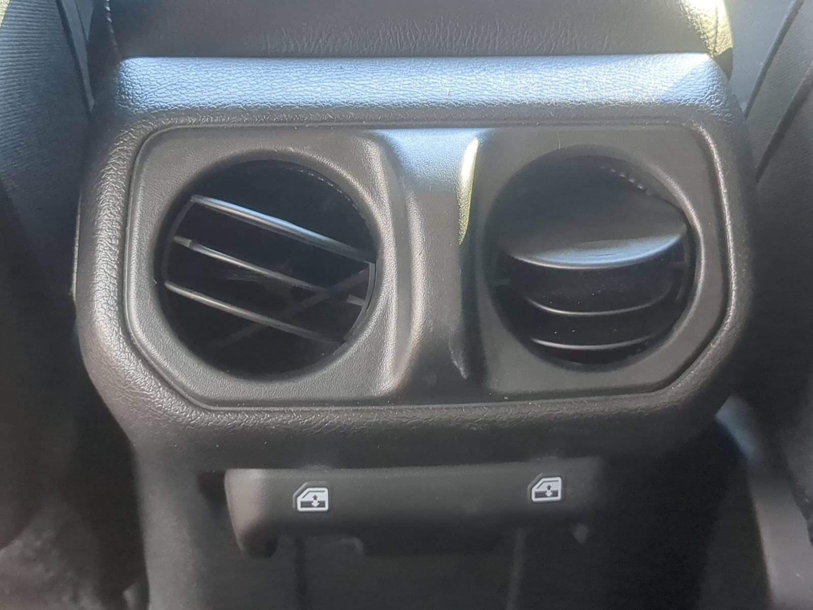 Used 2021 Jeep Gladiator Sport AWD/4WD image 30