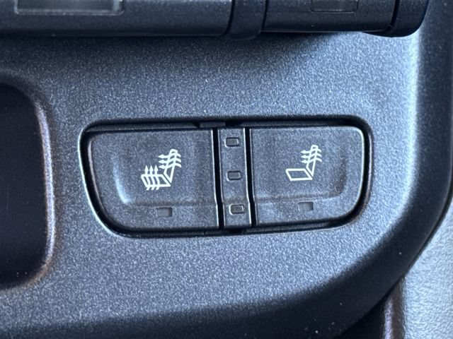 Used 2018 Chevrolet Colorado LT w/ LT Convenience Package RWD image 38