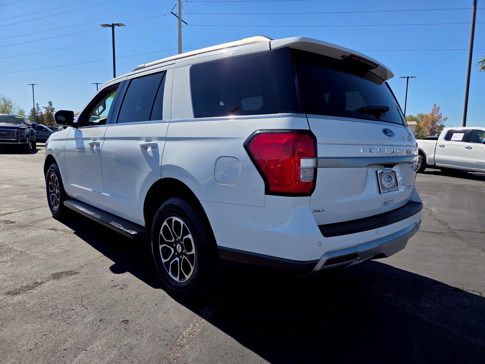 Certified 2024 Ford Expedition XLT RWD image 4