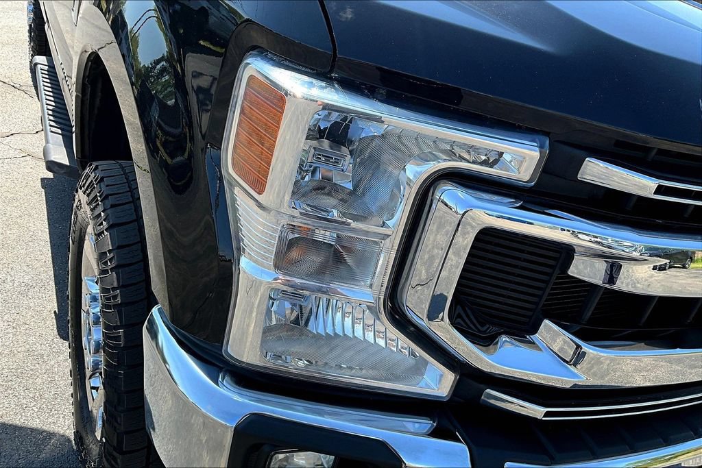 Certified 2022 Ford F350 XLT w/ XLT Value Package AWD/4WD image 33