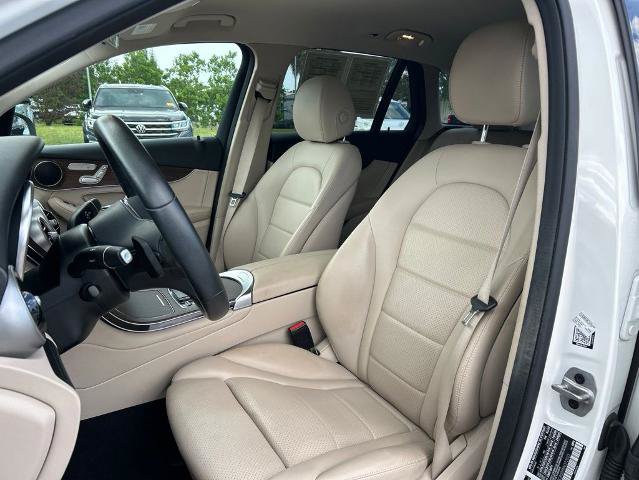 Used 2022 Mercedes-Benz GLC 300 image 17