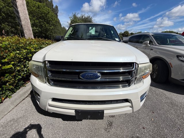 Certified 2017 Ford Expedition XLT w/ Equipment Group 202A RWD image 2