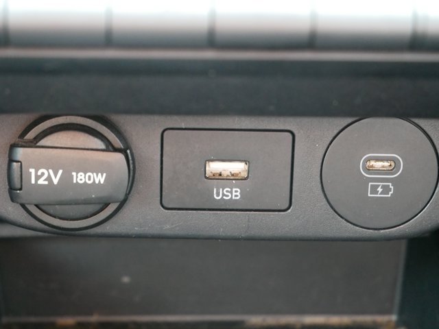 Used 2024 Hyundai Elantra SEL FWD image 24