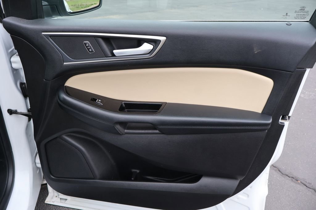 Certified 2020 Ford Edge SEL w/ Convenience Package image 18
