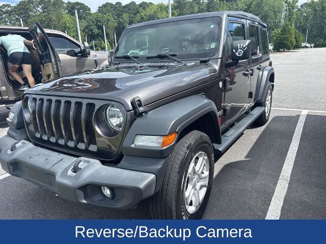 Used 2018 Jeep Wrangler Unlimited Sport S AWD/4WD image 3