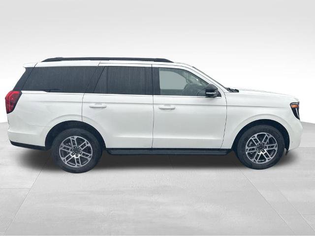 Certified 2025 Ford Expedition Active AWD/4WD image 11