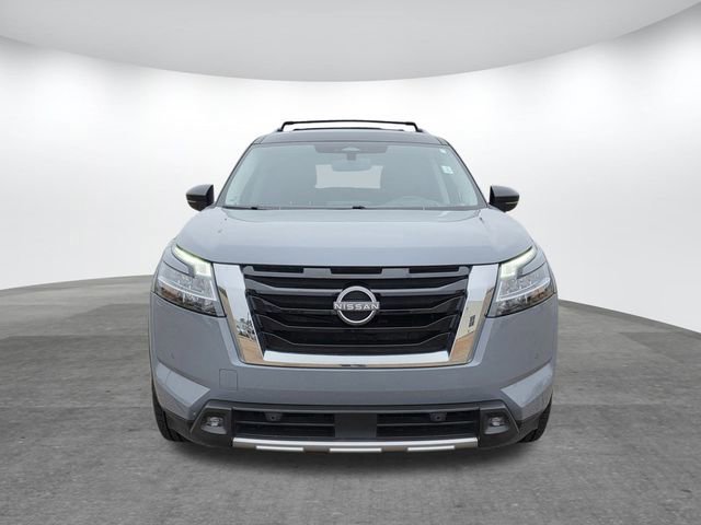 Used 2022 Nissan Pathfinder Platinum w/ Lighting Package (N92) image 7