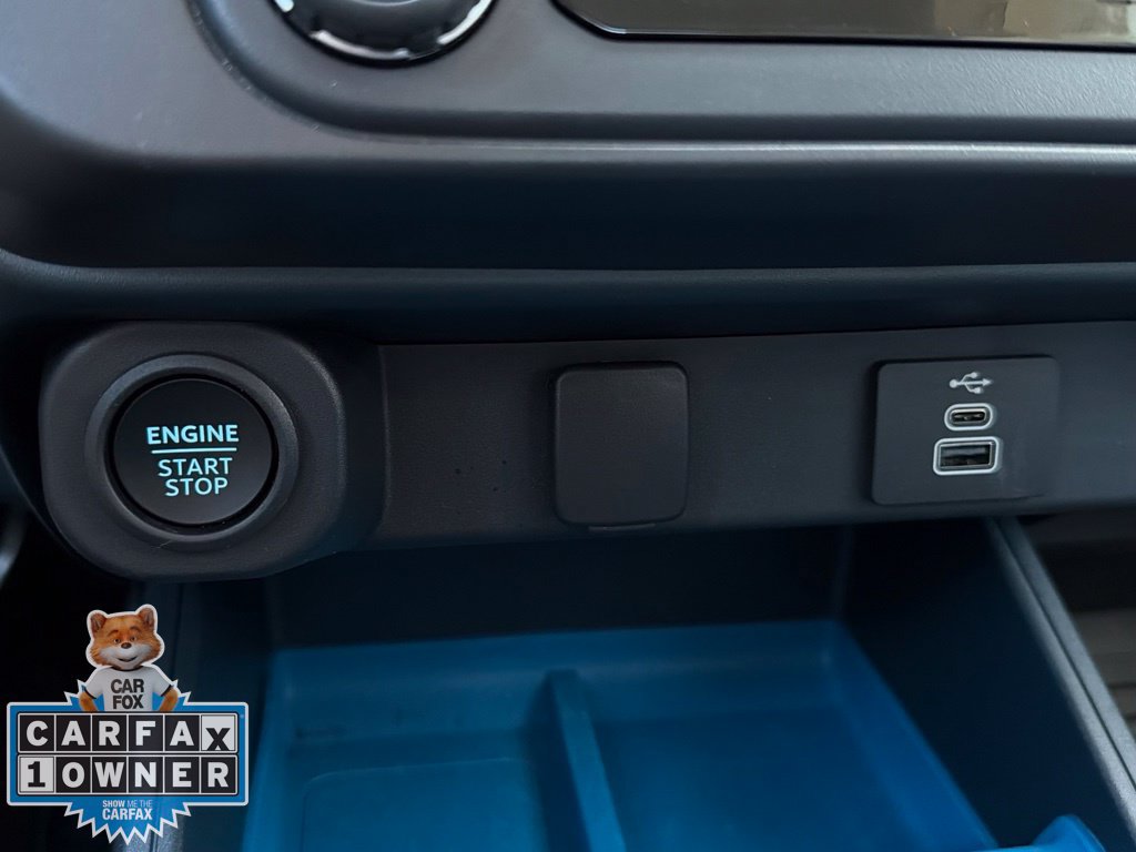 Certified 2025 Ford Maverick XLT w/ XLT Luxury Package FWD image 19