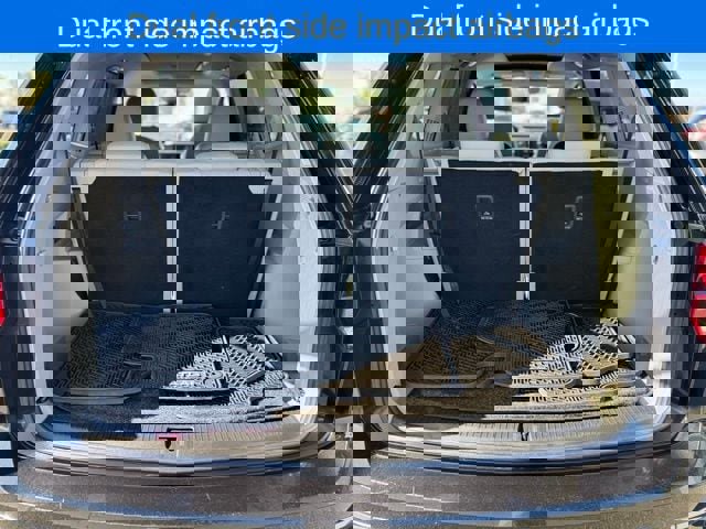 Used 2018 Volkswagen Atlas SEL w/ R-Line Package AWD/4WD image 27