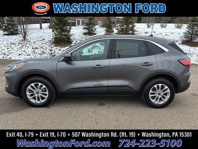 Certified 2022 Ford Escape SE w/ Convenience Package image 2