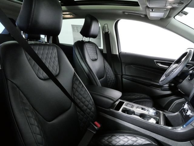 Certified 2024 Ford Edge Titanium w/ Cargo Accessory Package AWD/4WD image 10