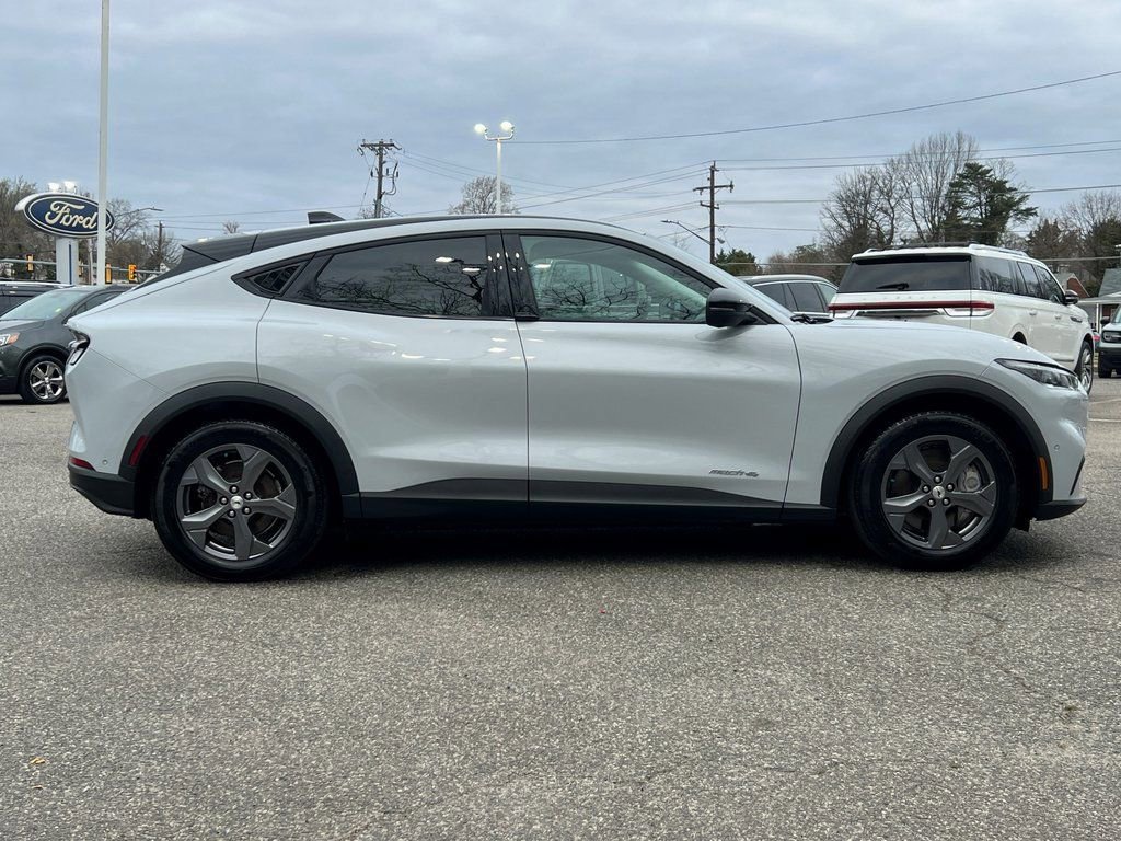 Certified 2023 Ford Mustang Mach-E Select w/ Comfort Package Lite image 6