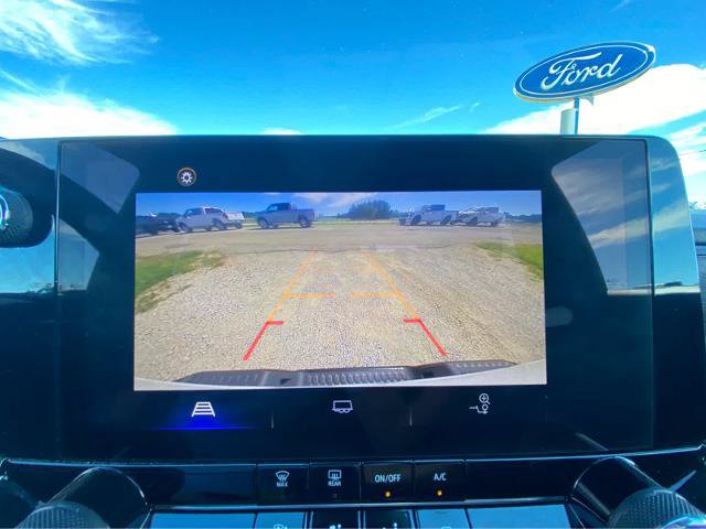 Used 2024 Chevrolet Colorado Trail Boss w/ Advanced Trailering Package AWD/4WD image 33