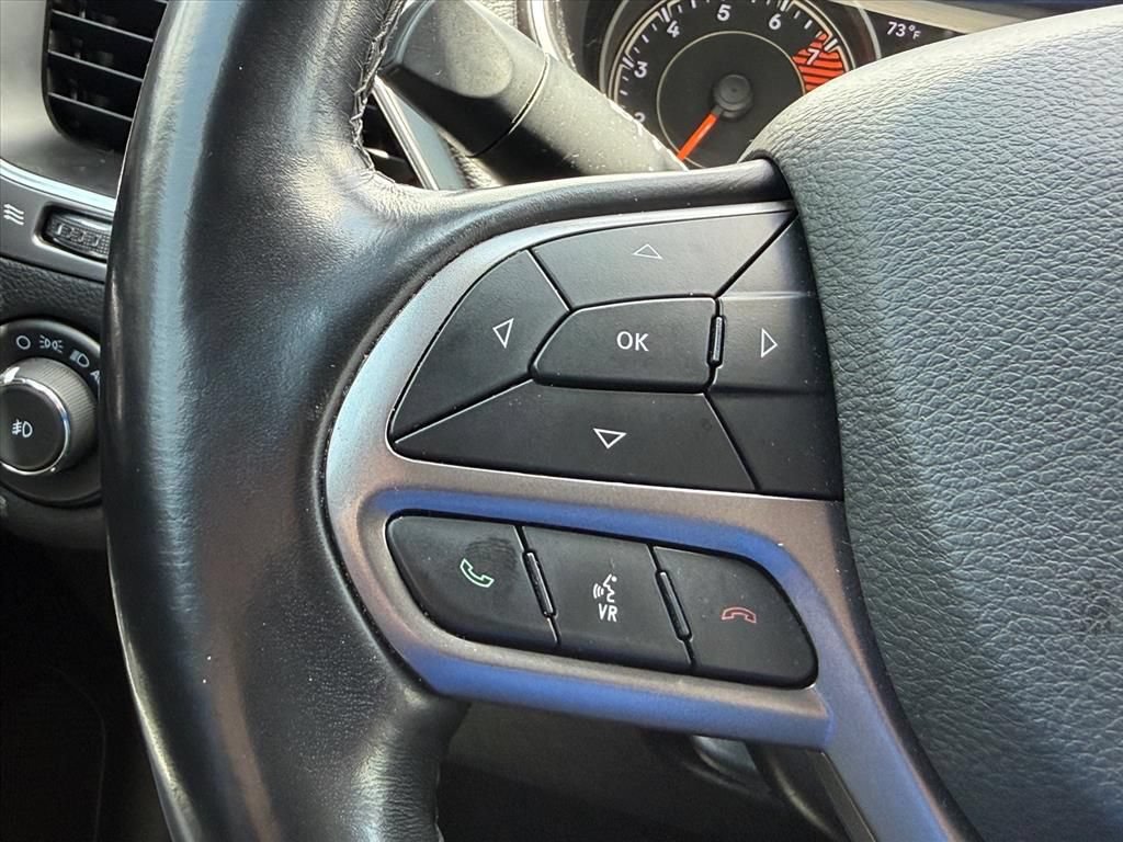 Used 2021 Jeep Cherokee Latitude Lux w/ Comfort/Convenience Group FWD image 23