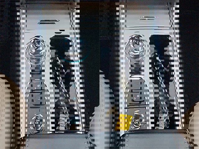 Certified 2023 Ford Explorer Limited w/ Limited Technology Package image 18