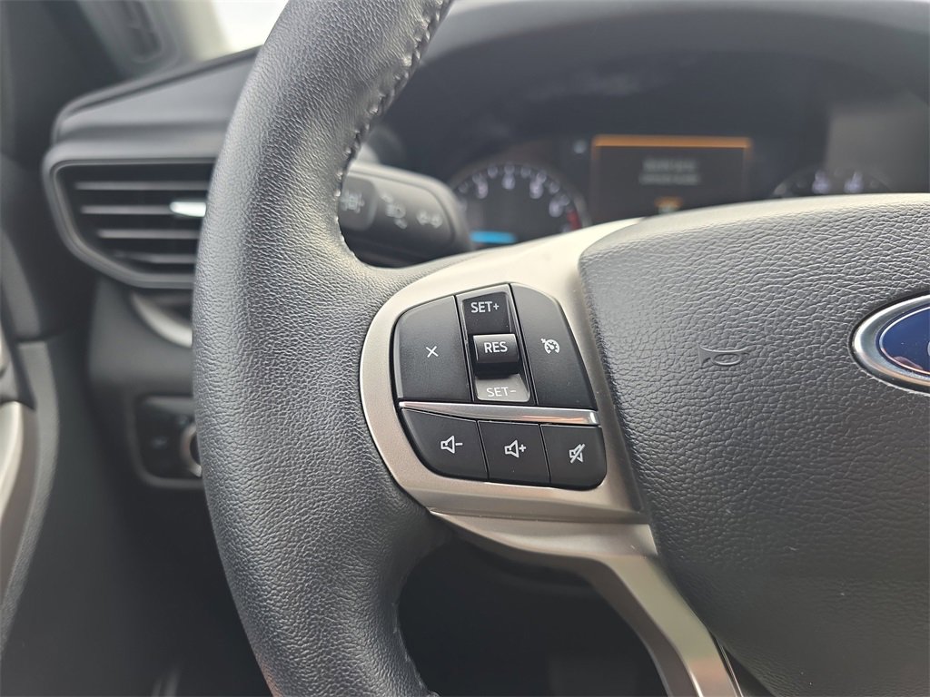 Certified 2024 Ford Explorer XLT image 22