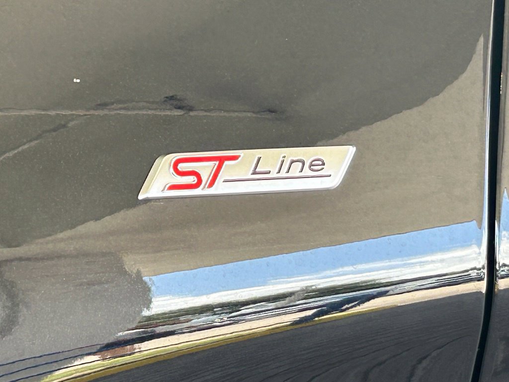 Certified 2026 Ford Explorer ST-Line w/ ST-Line Street Pack RWD image 18