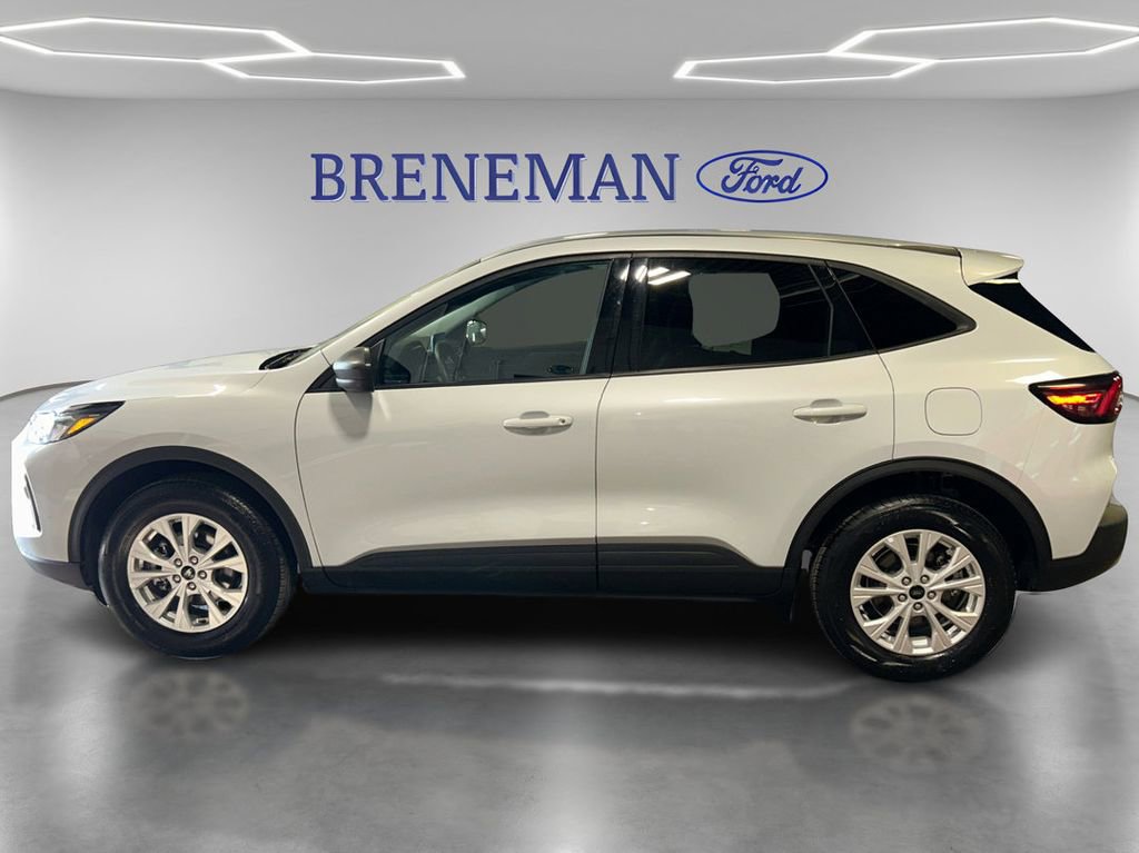 Certified 2025 Ford Escape Active AWD/4WD image 8
