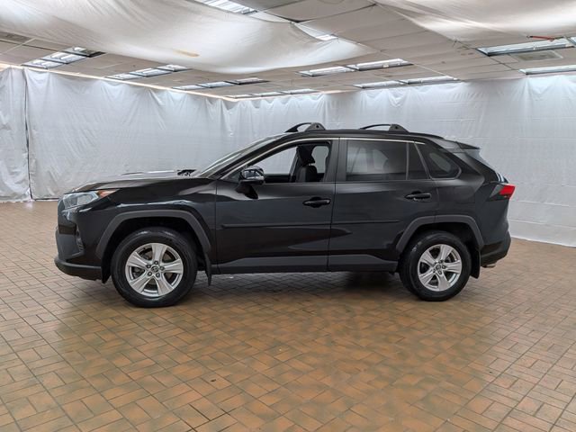 Used 2021 Toyota RAV4 XLE w/ Convenience Package AWD/4WD image 2