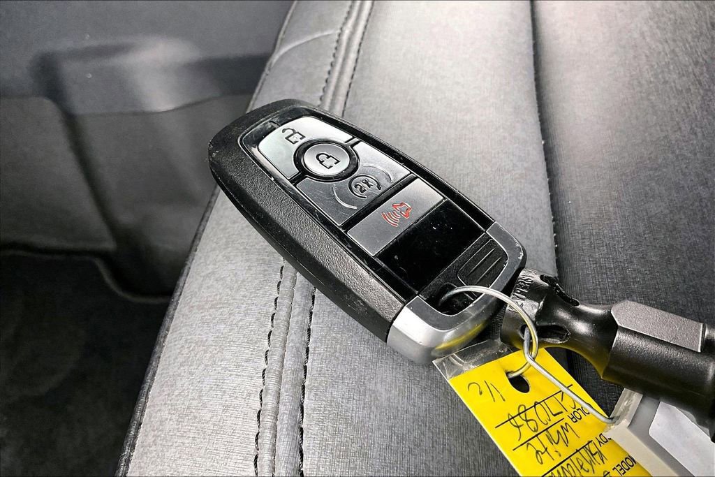 Certified 2023 Ford Bronco Black Diamond image 13